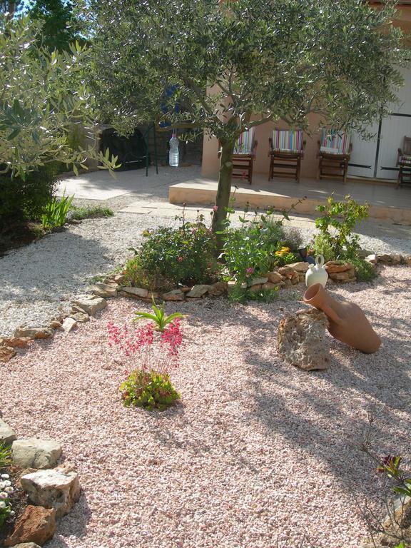 Régusse B&B Villa Les Tamaris מראה חיצוני תמונה