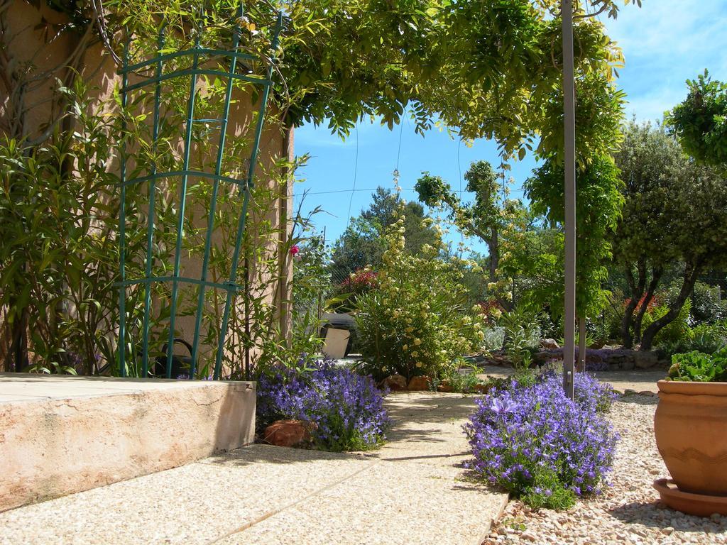 Régusse B&B Villa Les Tamaris מראה חיצוני תמונה
