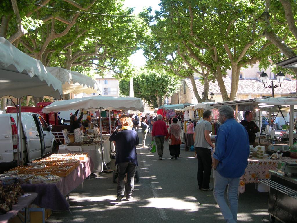 Régusse B&B Villa Les Tamaris מראה חיצוני תמונה